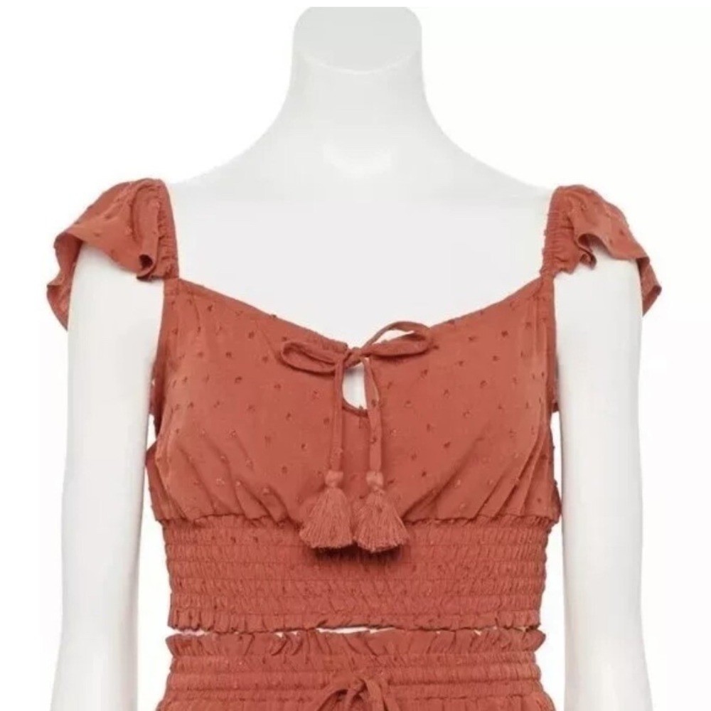 Live to be Spoiled Juniors Flutter Sleeve Smocked Top XL New with Tags Rust Cute
